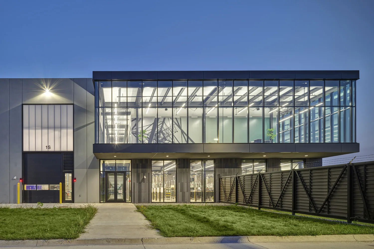 Roofing Manufacturers in Cambridge, MA Roofing Manufacturers in Cambridge, MA