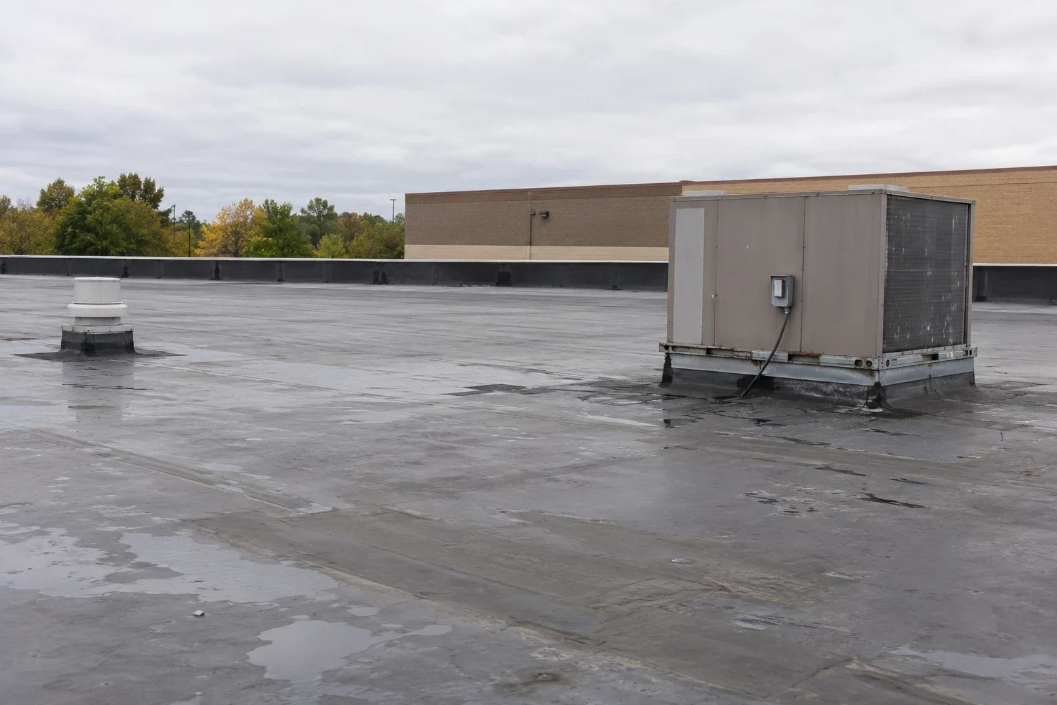 Big-Box Retail Roofing in Cambridge, MA